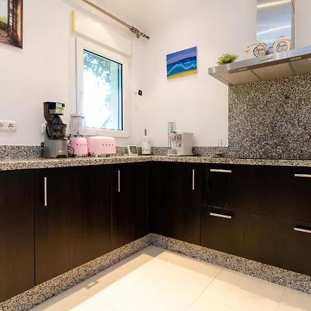 Ferienhaus Mit Privatpool Fuer 8 Personen Ca 275 Qm In Marbella- Artola Alta, Andalusien Costa Del Sol Marbella