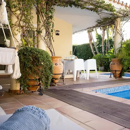 Ferienhaus Mit Privatpool Fuer 8 Personen Ca 275 Qm In Marbella- Artola Alta, Andalusien Costa Del Sol